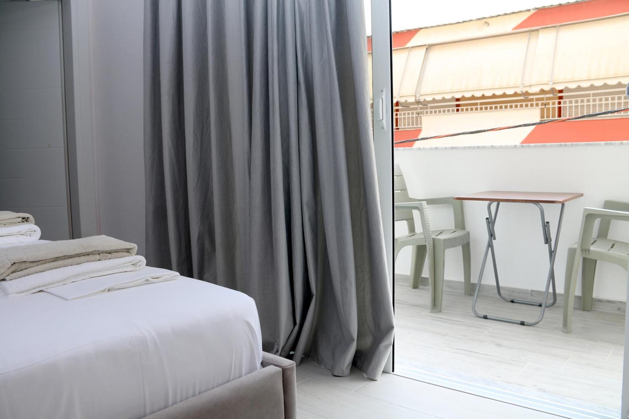 Vila Jovani Sarandë Esterno foto