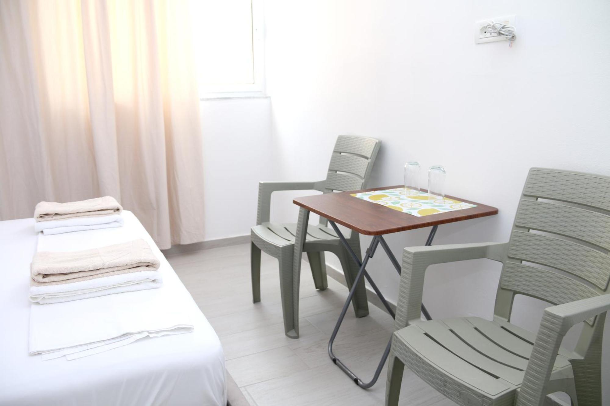 Vila Jovani Sarandë Esterno foto